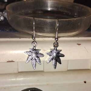 Silver Tone Cannibis Leaf Dangle Earrings